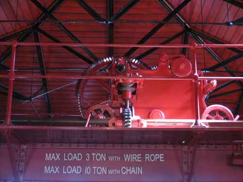 Overhead crane